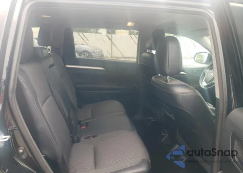 2018 Toyota Highlander Le from USA, damaged, VIN 5TDBZRFH7JS852053